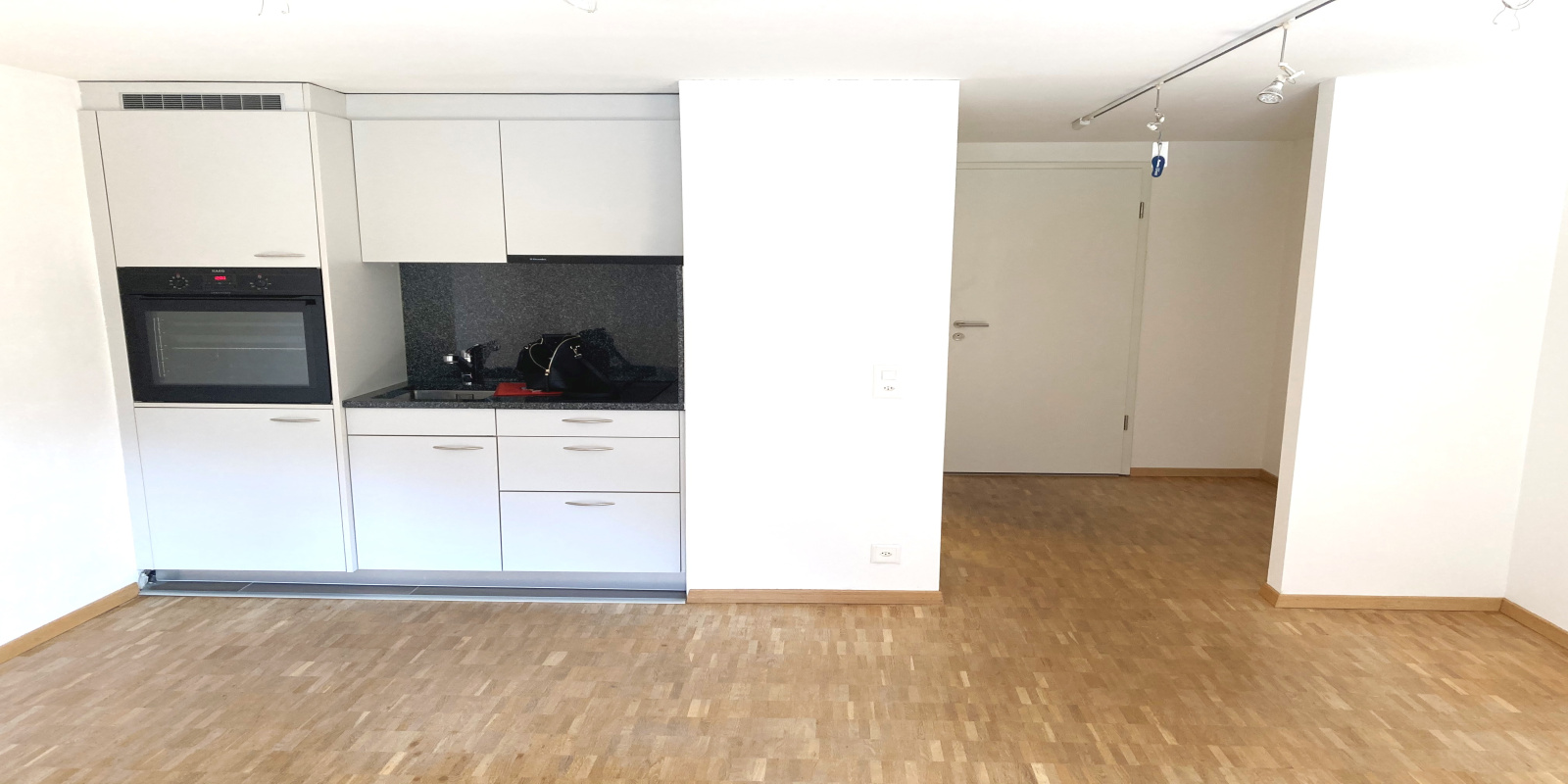 Via Cantonale 1, Ticino Mezzovico, 1 Camera da Letto Stanze da Letto, ,1 BagnoBathrooms,Appartamento,Affitto,La Palazzina,Via Cantonale 1,1,1142